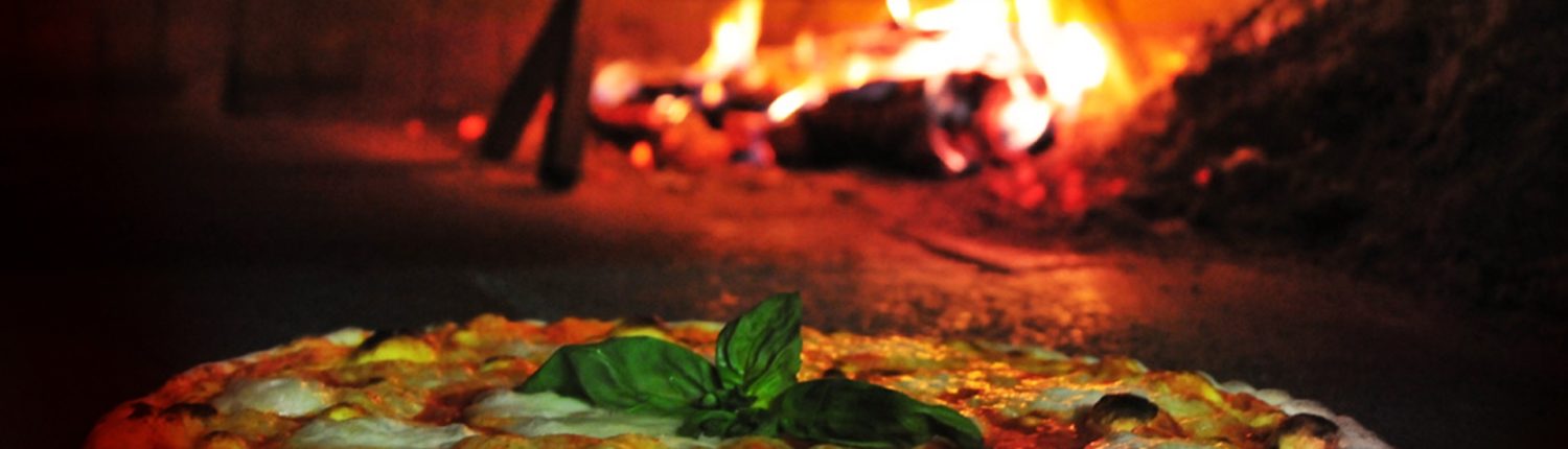 Forno a legna per la pizza: come scegliere quello giusto e come utilizzarlo?